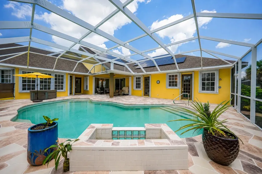 1064 Harbour Way Place Punta Gorda FL 33983