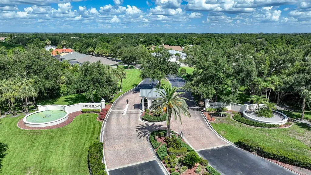 1064 Harbour Way Place Punta Gorda FL 33983