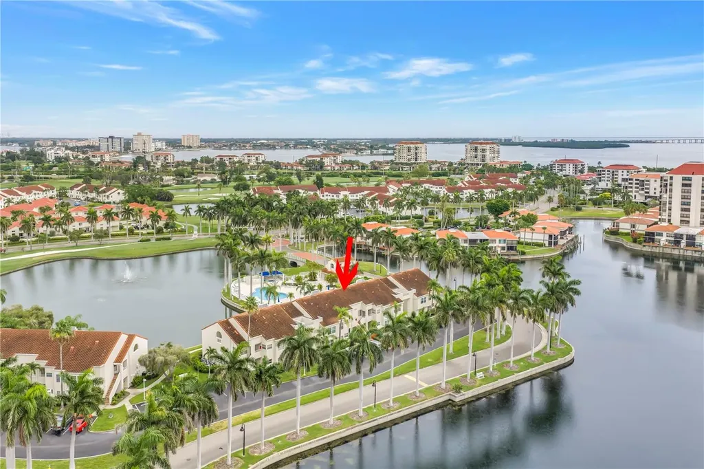 6100 Bahia Del Mar Circle St Petersburg FL 33715