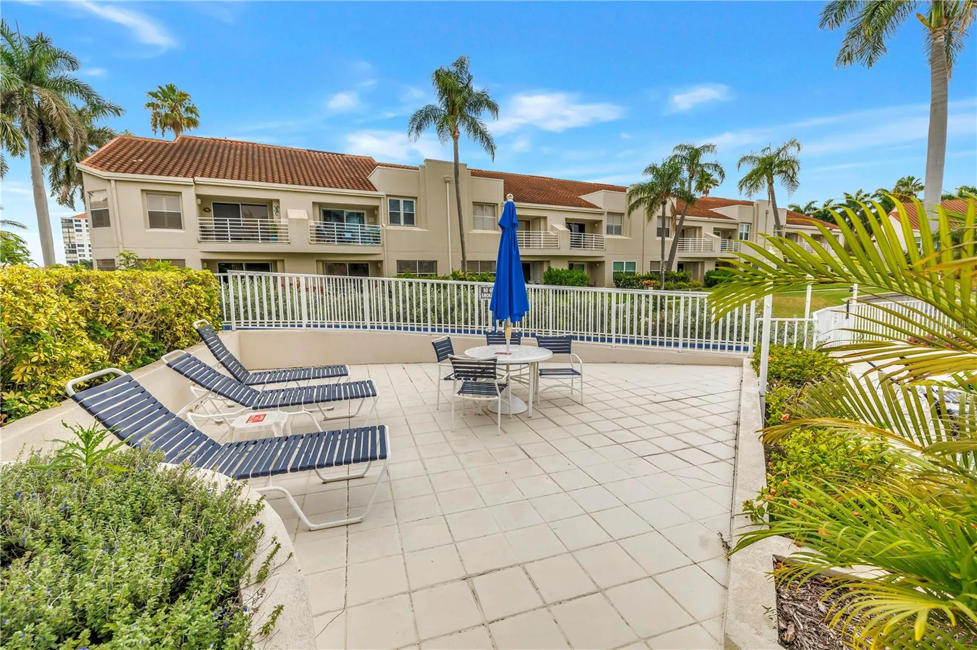 6100 Bahia Del Mar Circle St Petersburg FL 33715