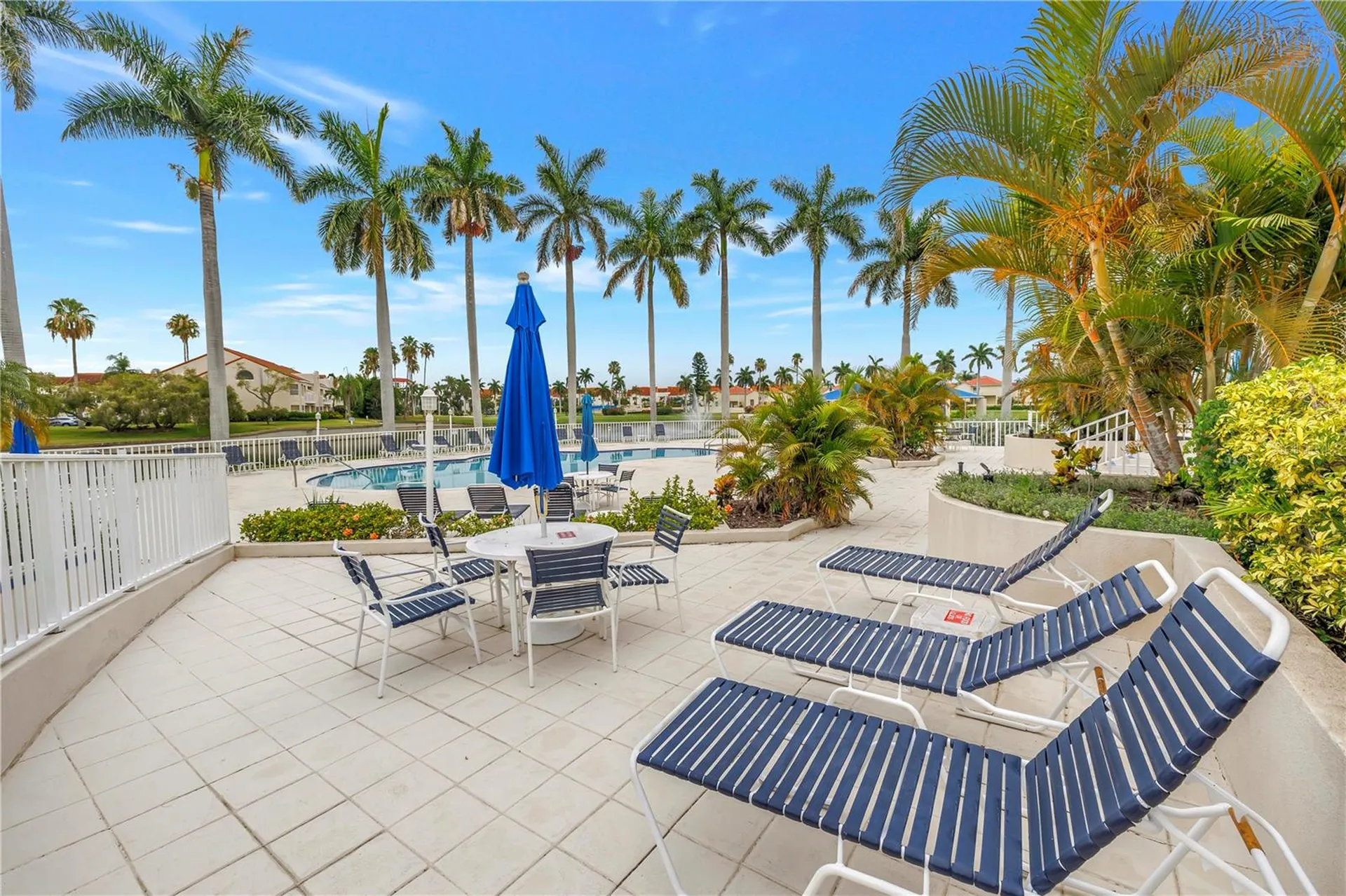 6100 Bahia Del Mar Circle St Petersburg FL 33715