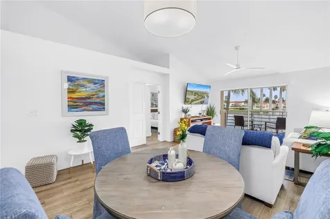 6100 Bahia Del Mar Circle St Petersburg FL 33715