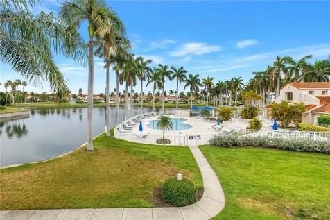 6100 Bahia Del Mar Circle St Petersburg FL 33715