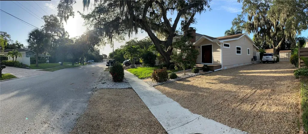 1832 Worrington Street Sarasota FL 34231
