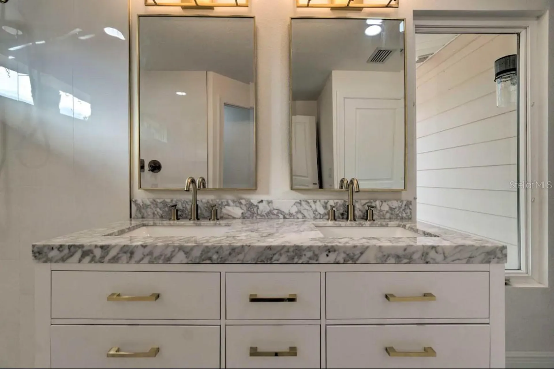 1832 Worrington Street Sarasota FL 34231