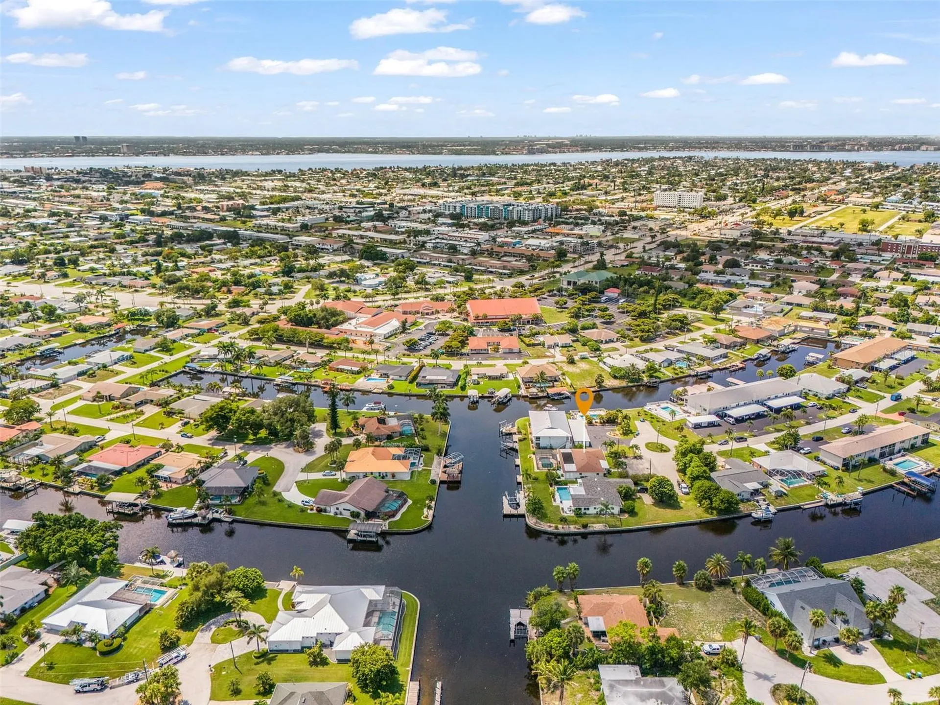 4504 SE 6th Place Cape Coral FL 33904