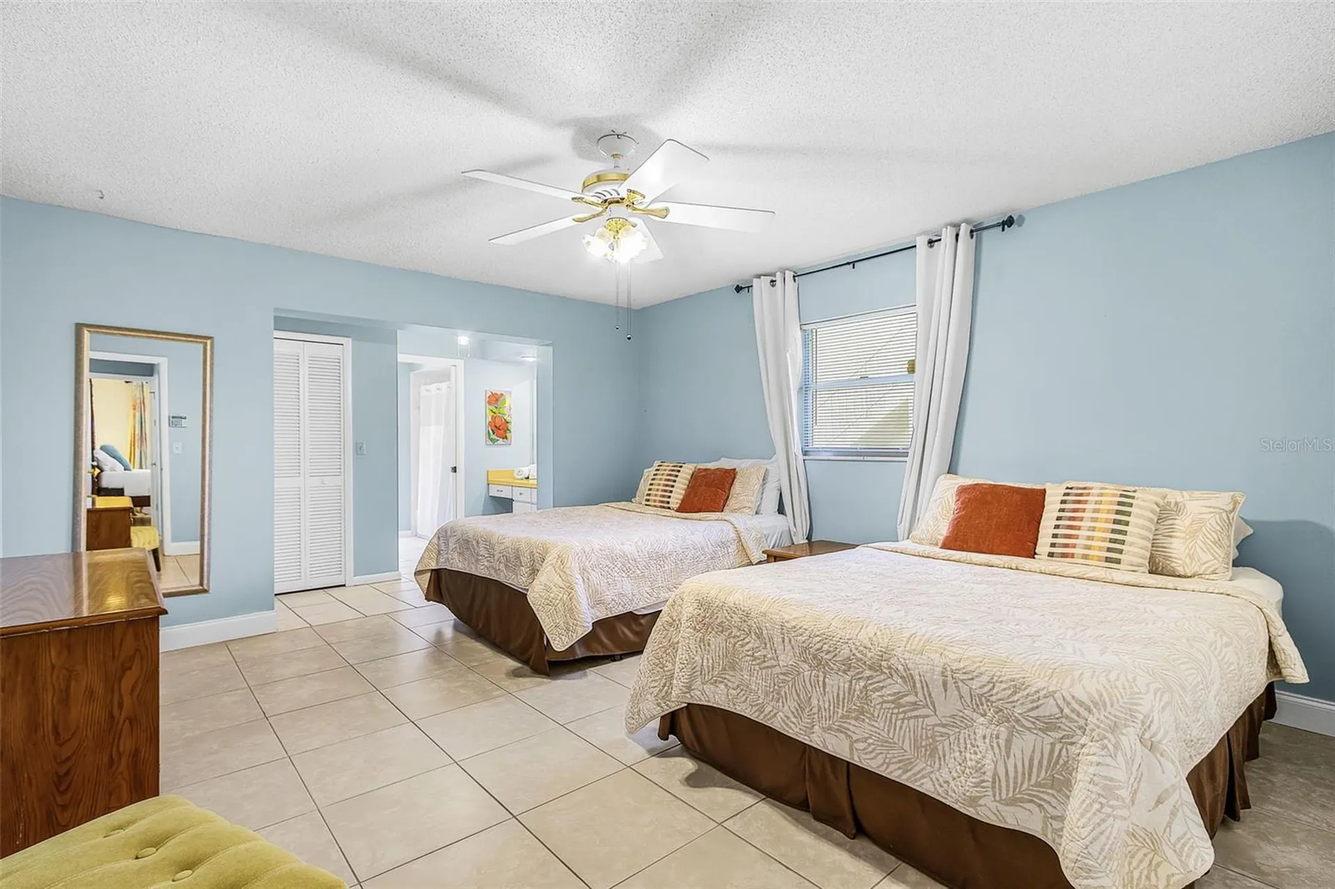 4504 SE 6th Place Cape Coral FL 33904