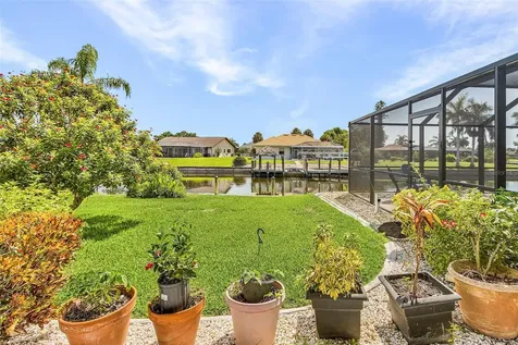 4504 SE 6th Place Cape Coral FL 33904