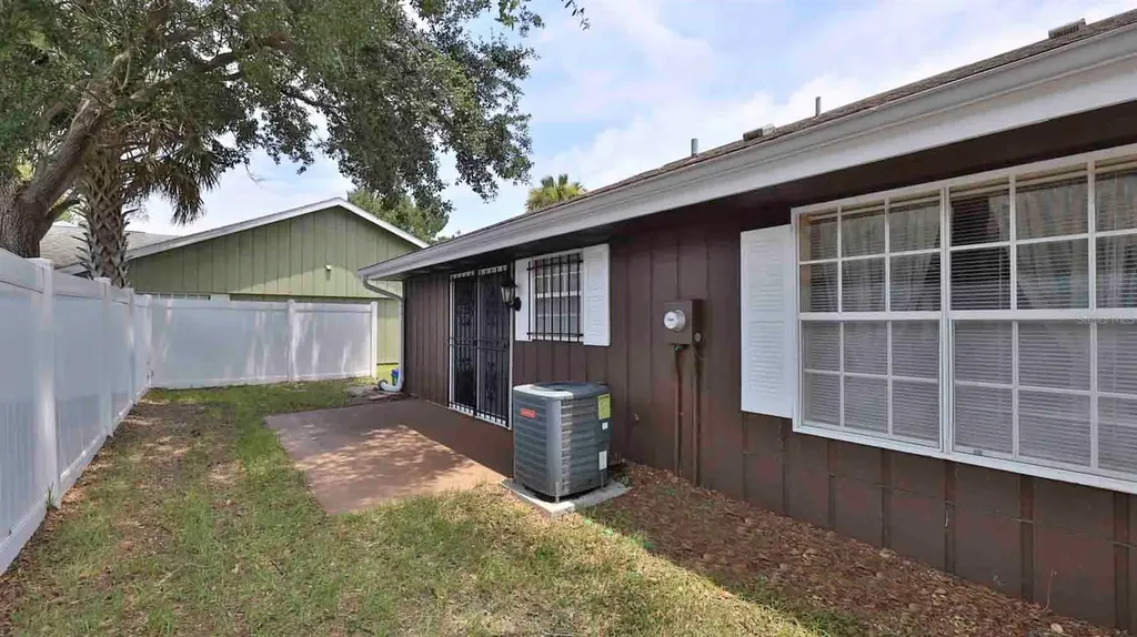 12 Eagle Lane New Smyrna Beach FL 32168