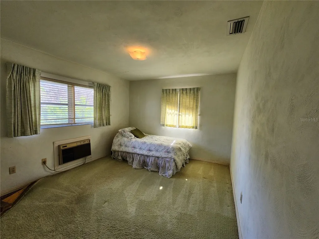725 Louise Drive Lakeland FL 33803