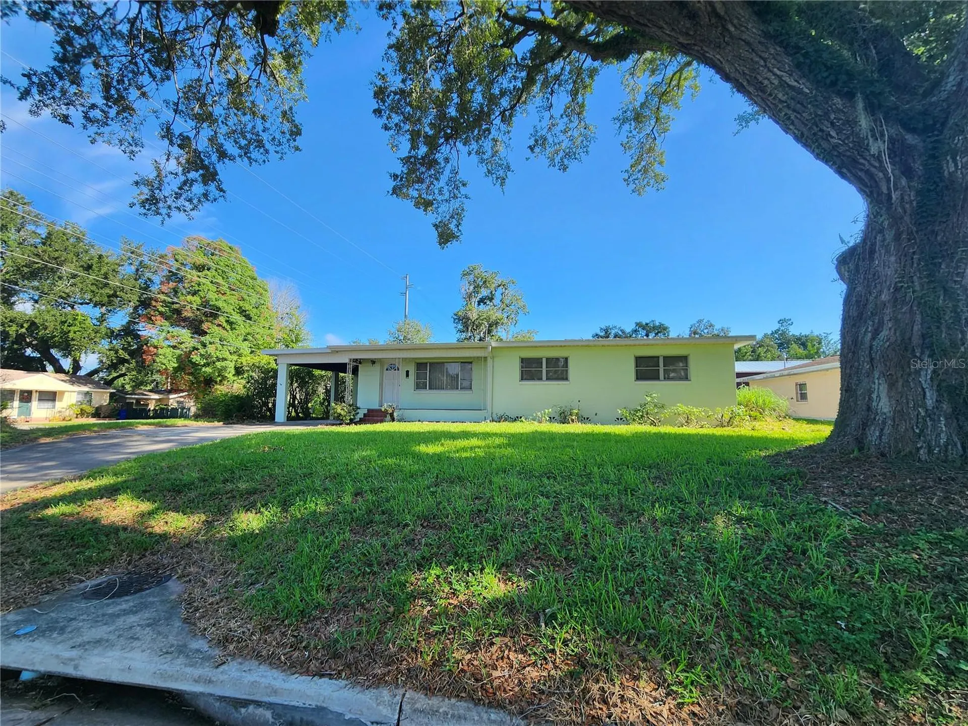 725 Louise Drive Lakeland FL 33803