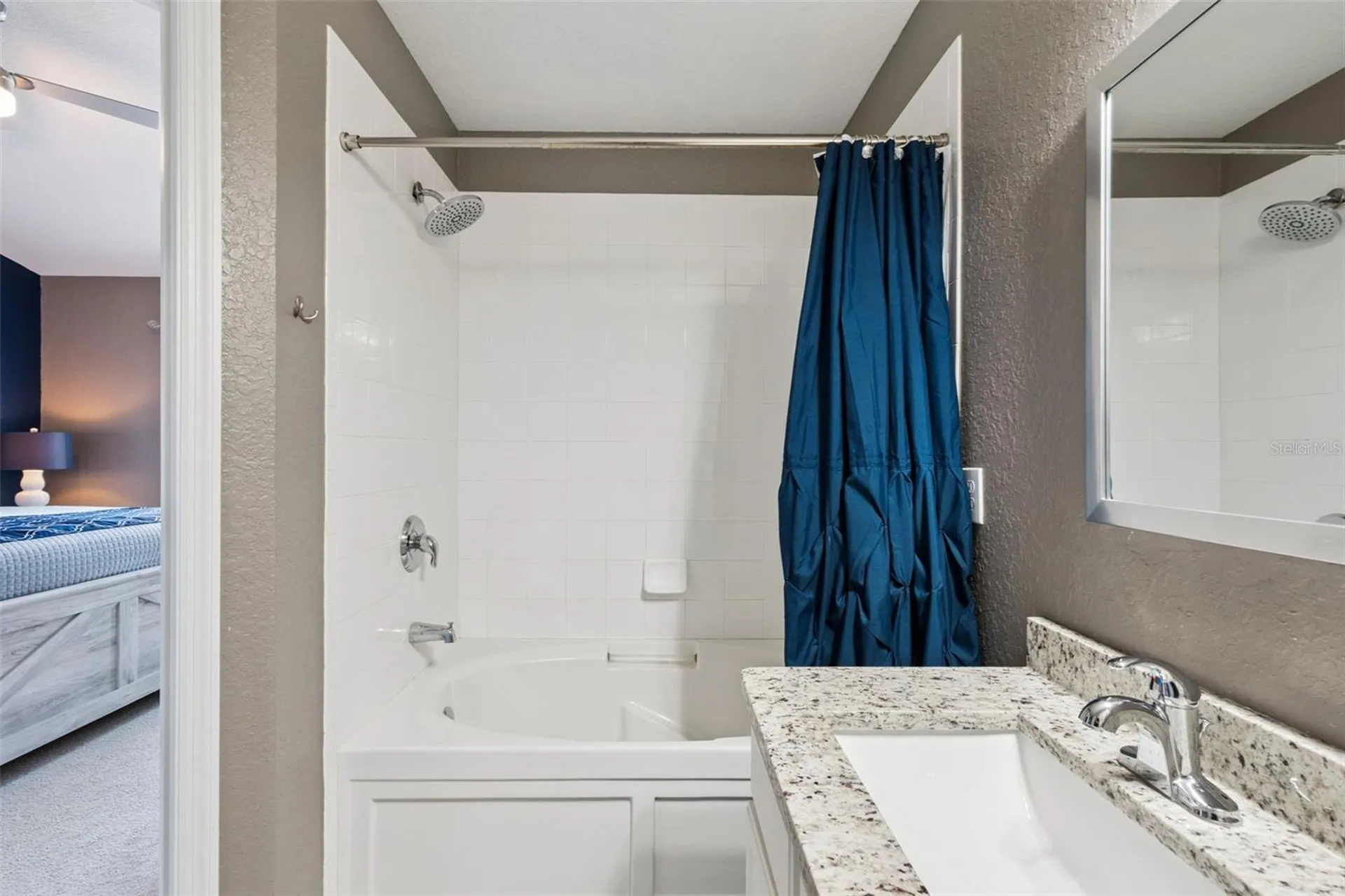 2530 Maneshaw Lane Kissimmee FL 34747