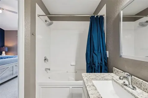 2530 Maneshaw Lane Kissimmee FL 34747