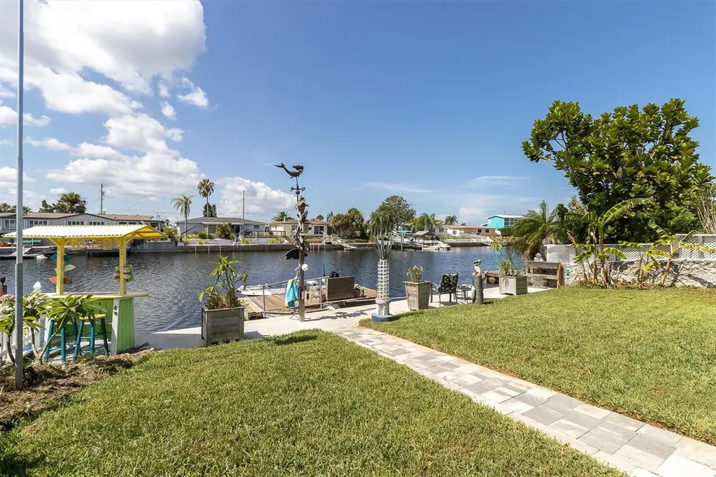 6630 Tower Drive Hudson FL 34667