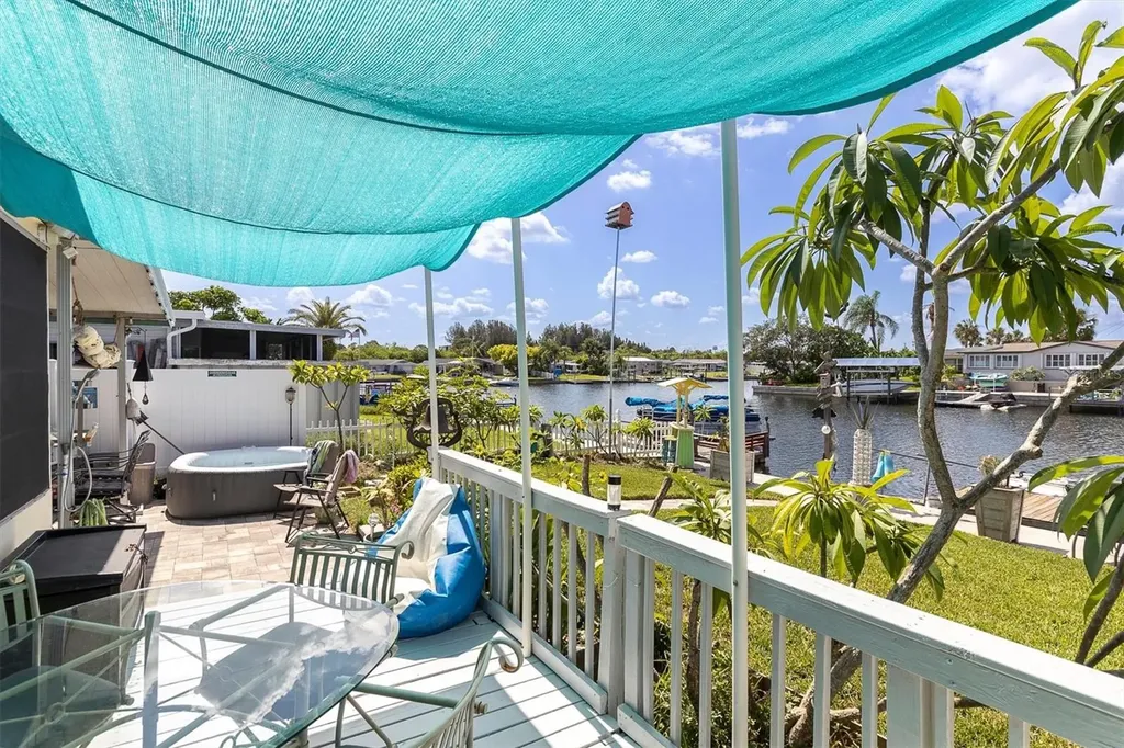 6630 Tower Drive Hudson FL 34667