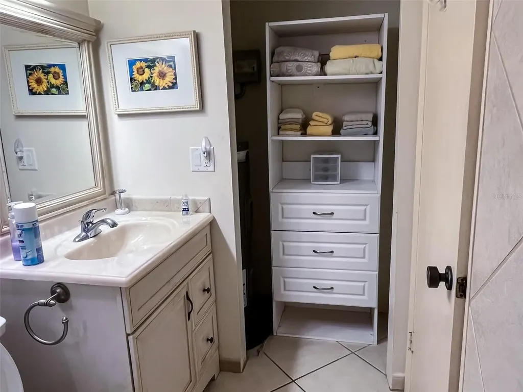 690 Bird Bay Circle Venice FL 34285
