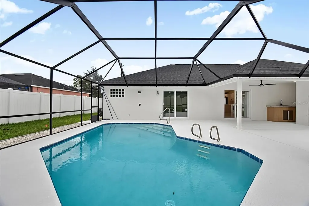 22 Roxboro Drive Palm Coast FL 32164