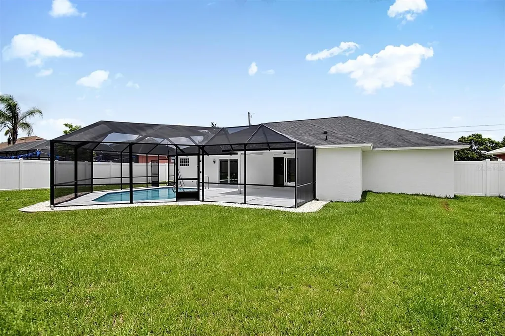22 Roxboro Drive Palm Coast FL 32164