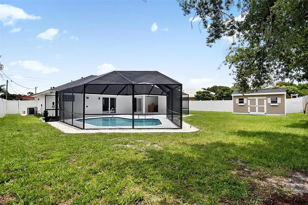 22 Roxboro Drive Palm Coast FL 32164