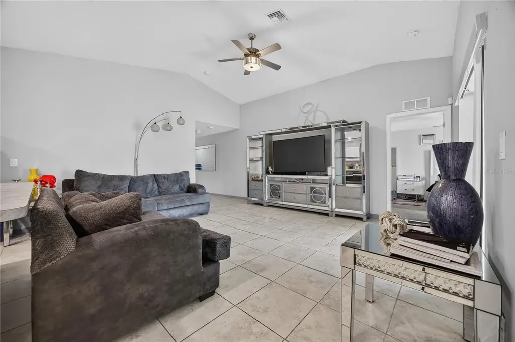 1139 NW 14th Terrace Cape Coral FL 33993