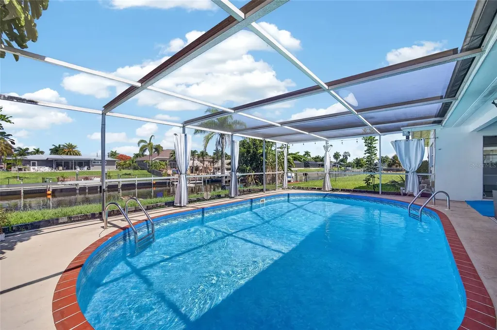 3114 SE 18th Avenue Cape Coral FL 33904