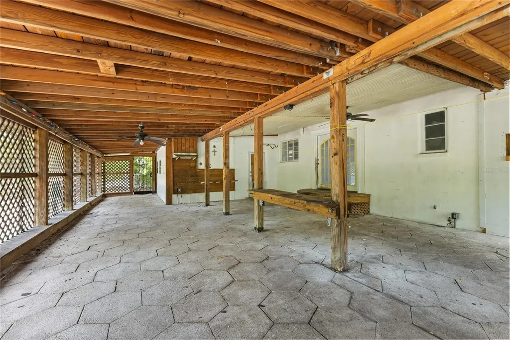 2025 17th Avenue W Bradenton FL 34205