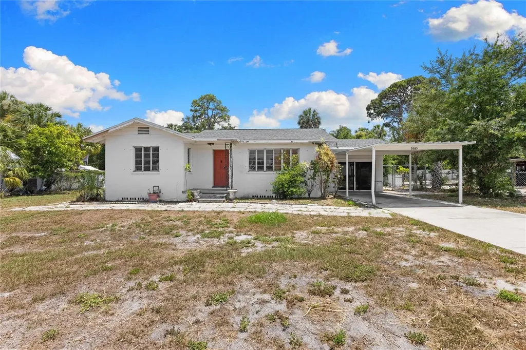 2025 17th Avenue W Bradenton FL 34205