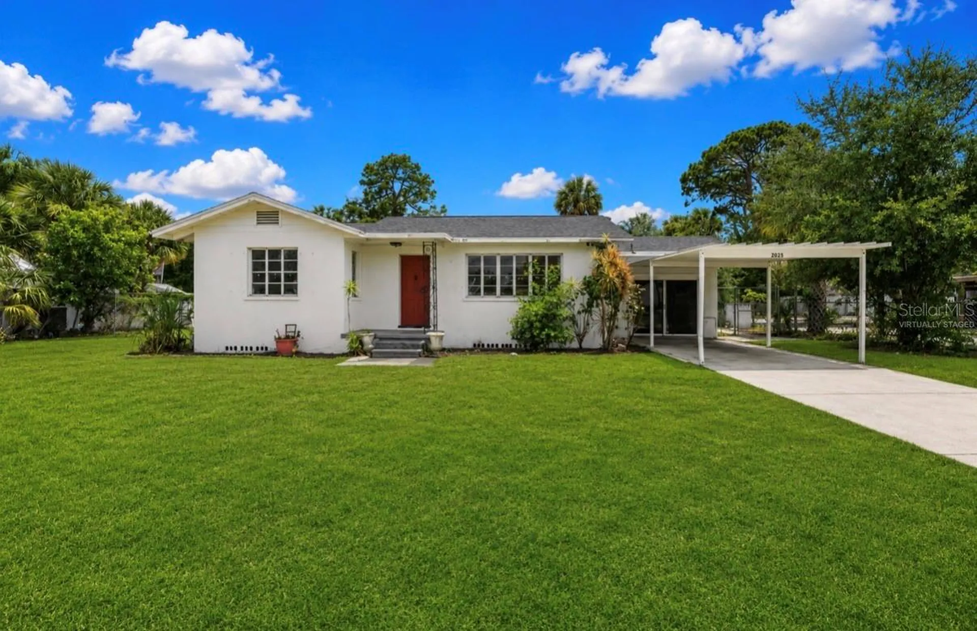 2025 17th Avenue W Bradenton FL 34205