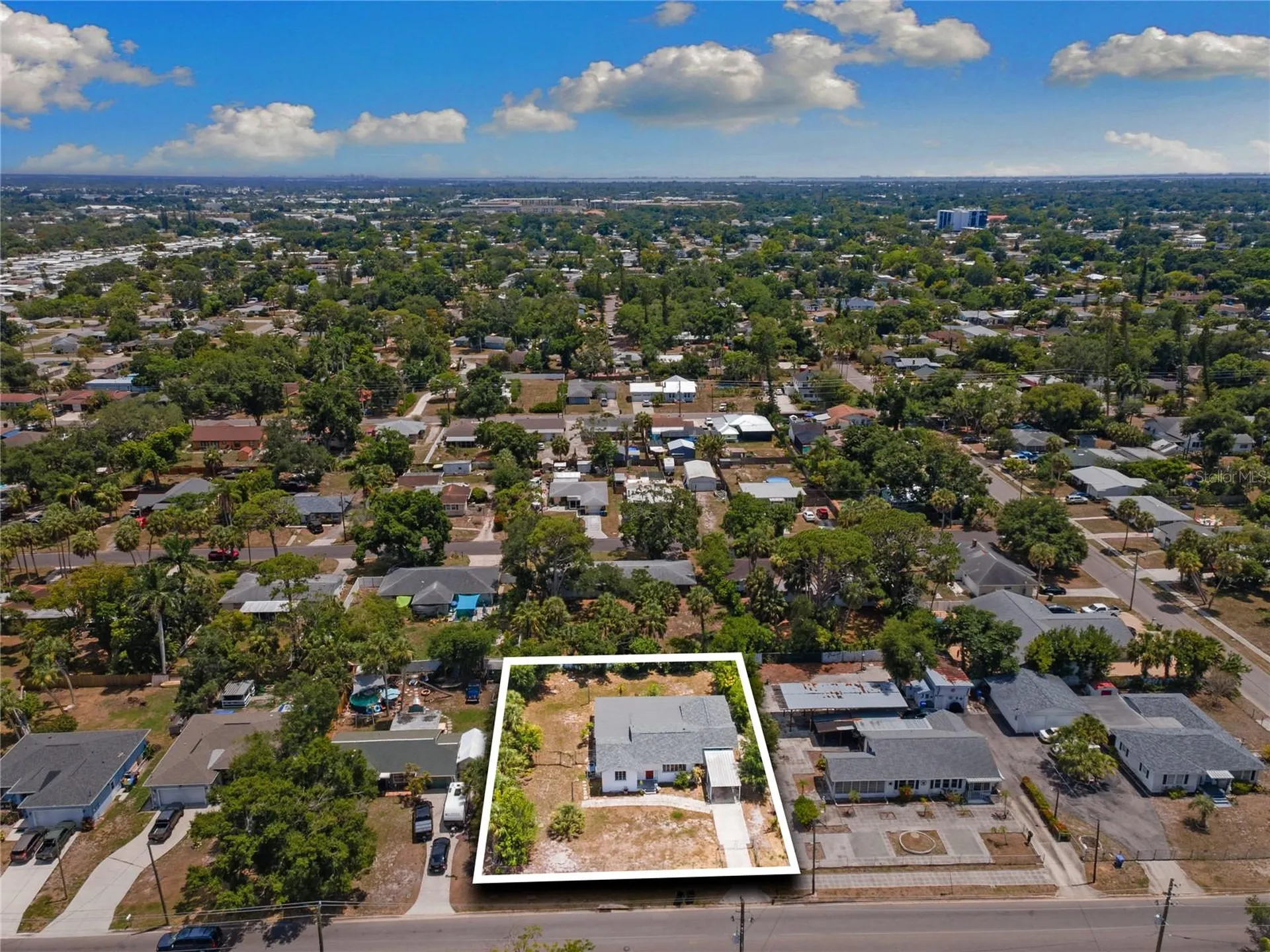 2025 17th Avenue W Bradenton FL 34205