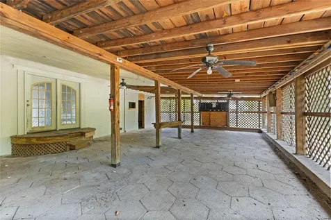 2025 17th Avenue W Bradenton FL 34205