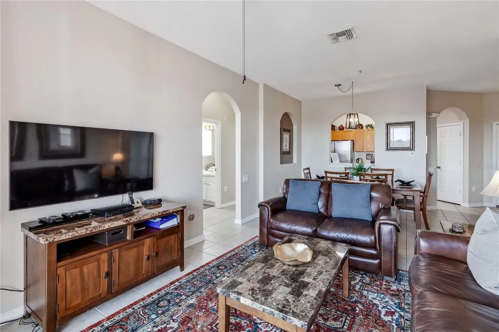 2821 E Almaton Loop Kissimmee FL 34747