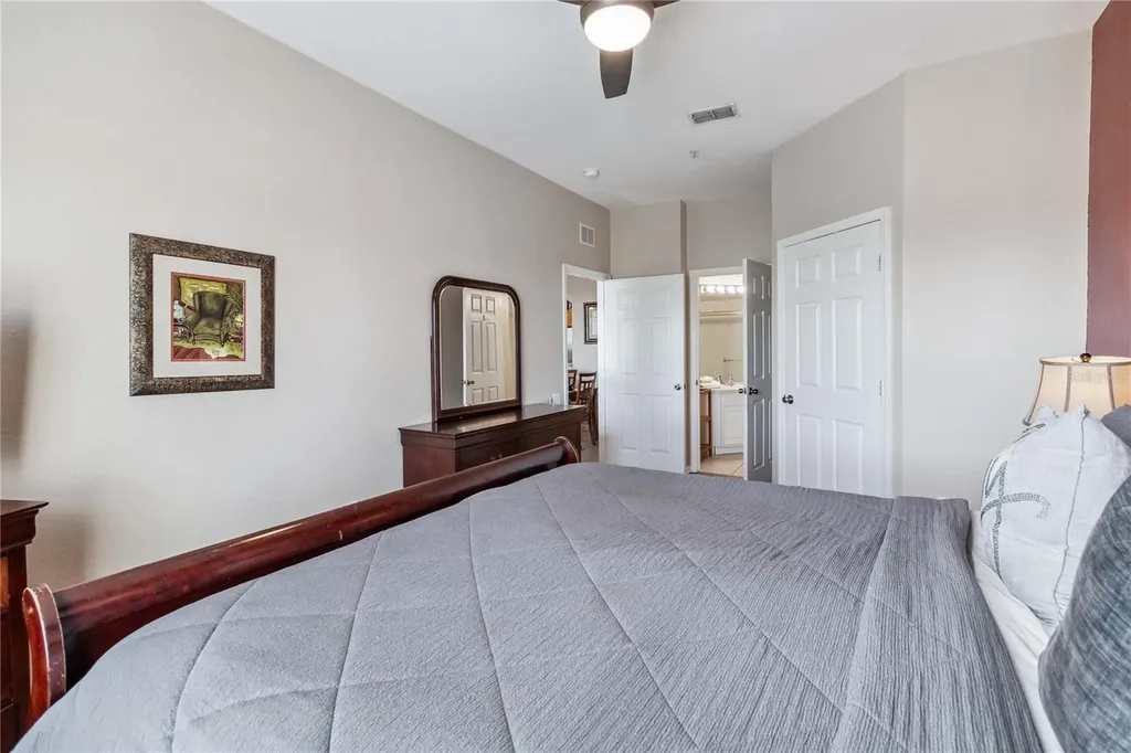 2821 E Almaton Loop Kissimmee FL 34747