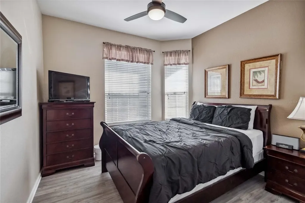 2821 E Almaton Loop Kissimmee FL 34747