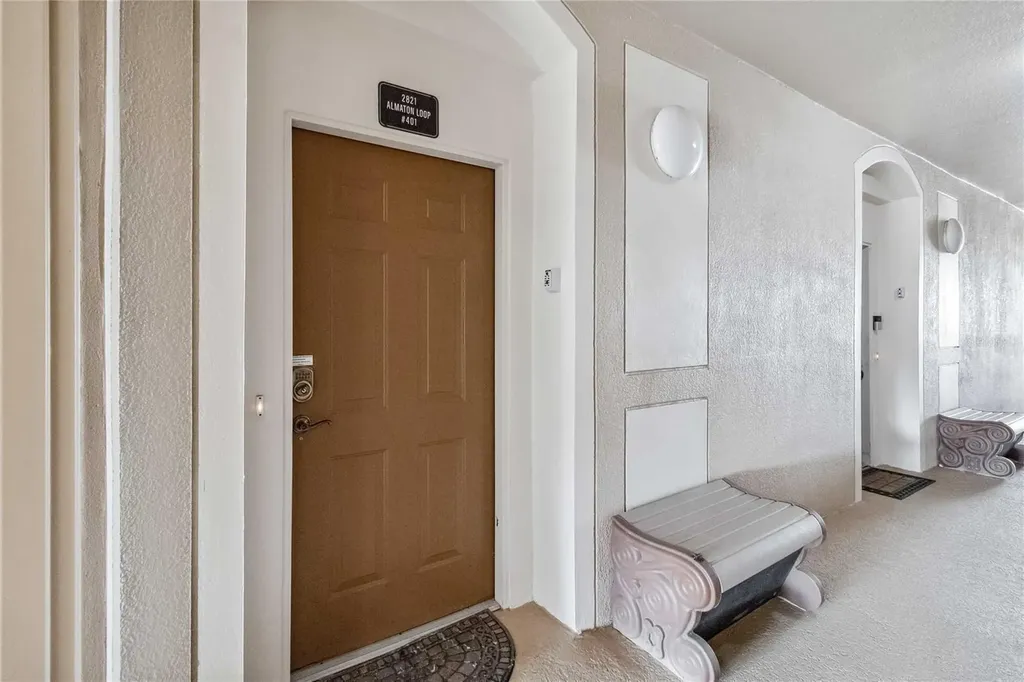 2821 E Almaton Loop Kissimmee FL 34747