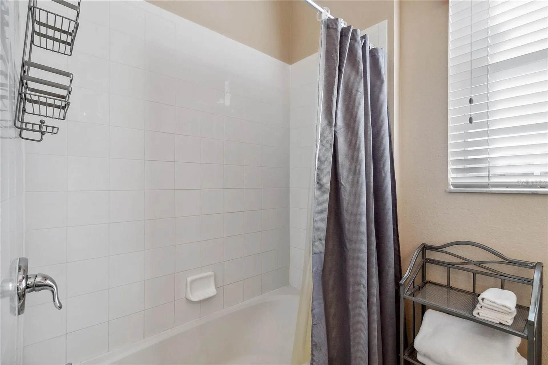 2821 E Almaton Loop Kissimmee FL 34747