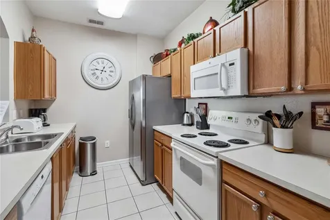 2821 E Almaton Loop Kissimmee FL 34747