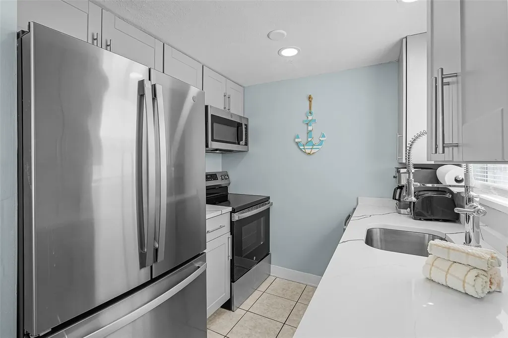 6020 Midnight Pass Road Sarasota FL 34242