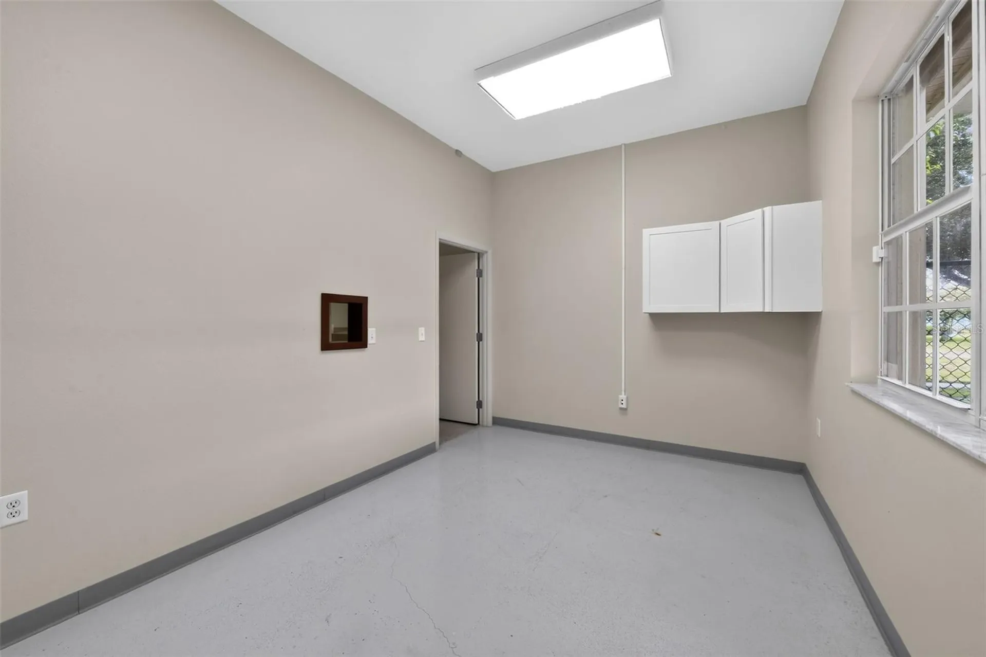 2555 Pinellas Point Drive S St Petersburg FL 33706