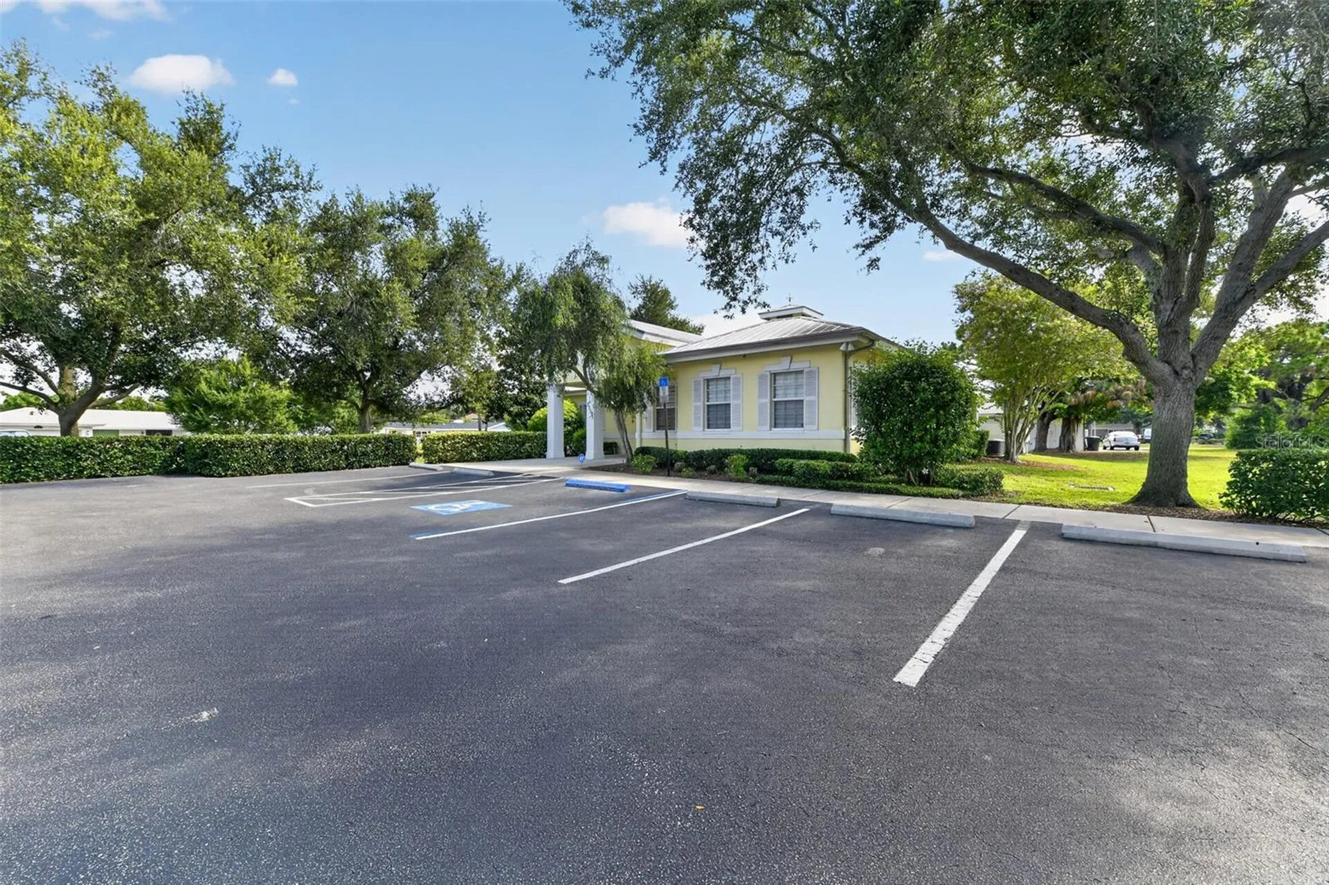2555 Pinellas Point Drive S St Petersburg FL 33706