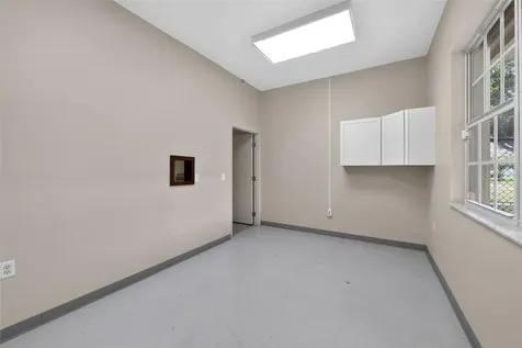 2555 Pinellas Point Drive S St Petersburg FL 33706