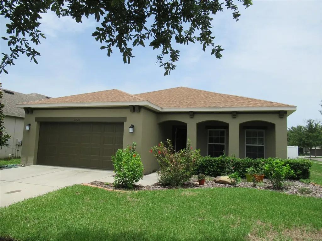 2822 Maple Brook Loop Lutz FL 33558