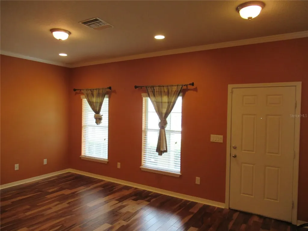 2822 Maple Brook Loop Lutz FL 33558