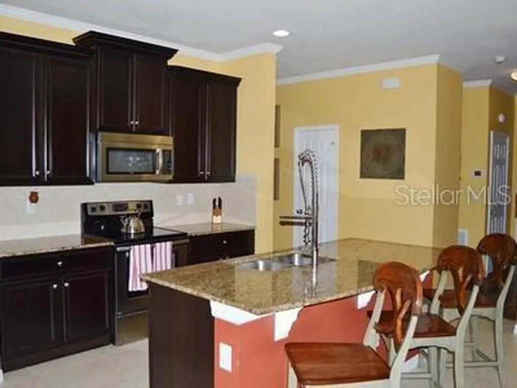 2822 Maple Brook Loop Lutz FL 33558