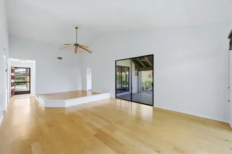5387 Huntingwood Court Sarasota FL 34235