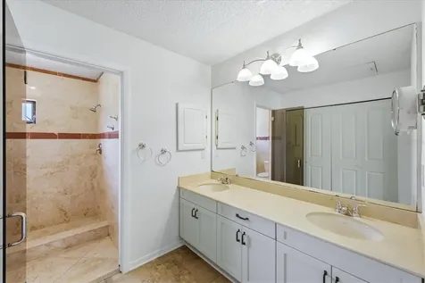 5387 Huntingwood Court Sarasota FL 34235
