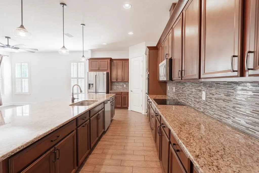 10667 Cardera Drive Riverview FL 33578