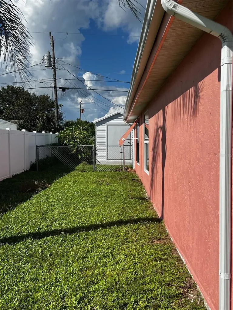 8186 Agress Avenue North Port FL 34287