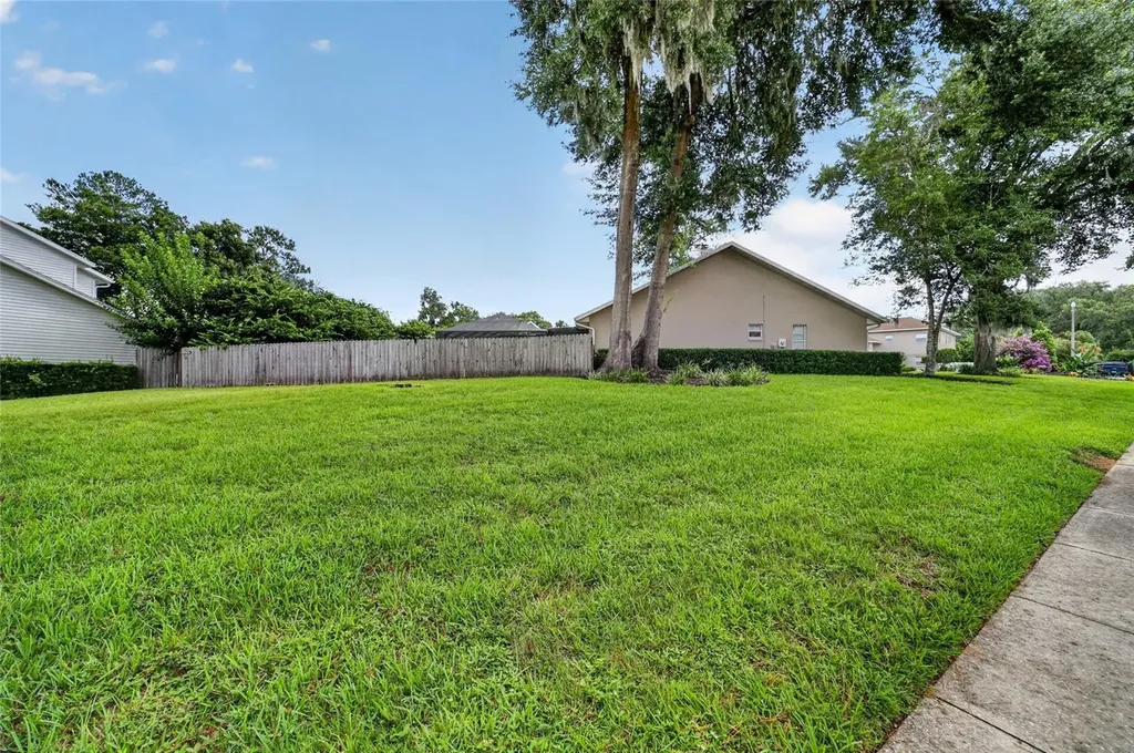 4823 SE 14th Street Ocala FL 34471