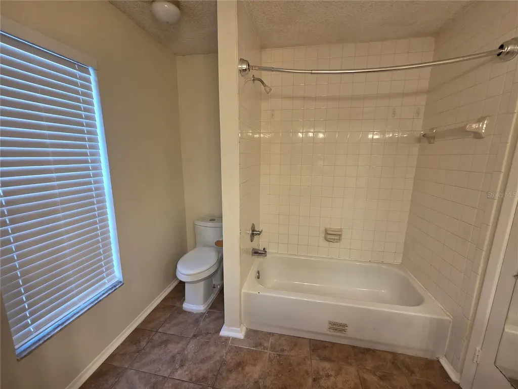 2010 Branch Tree Lane Brandon FL 33511