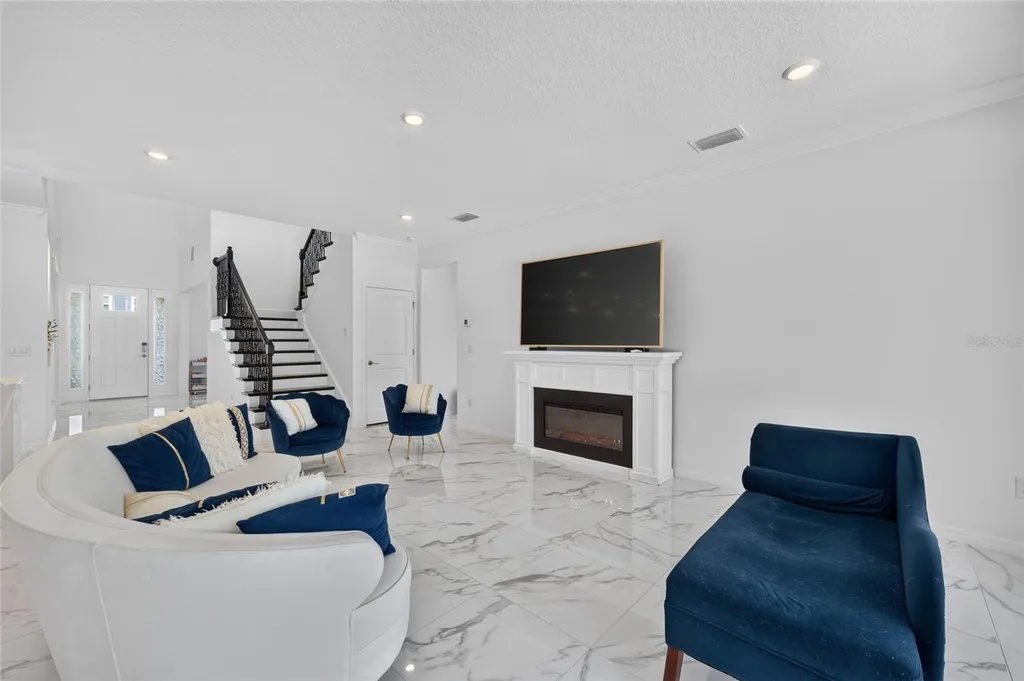 33751 Landsman Loop Wesley Chapel FL 33543